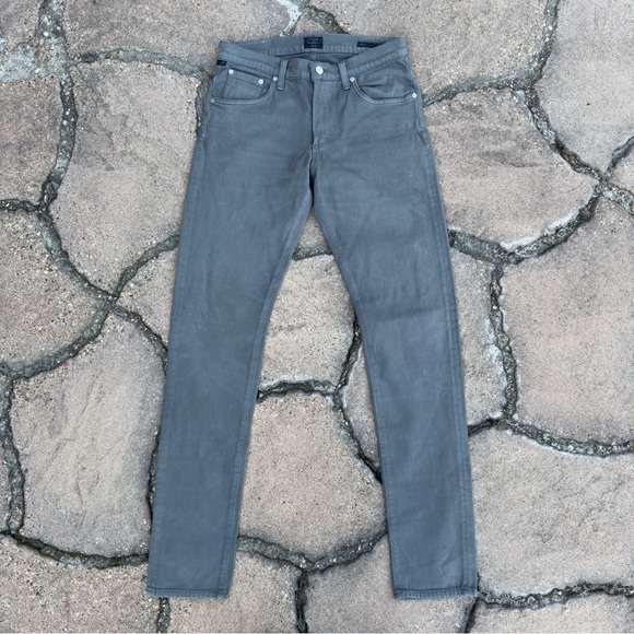 Citizens of Humanity Noah Skinny Jean in Grey - Picture 12 of 13